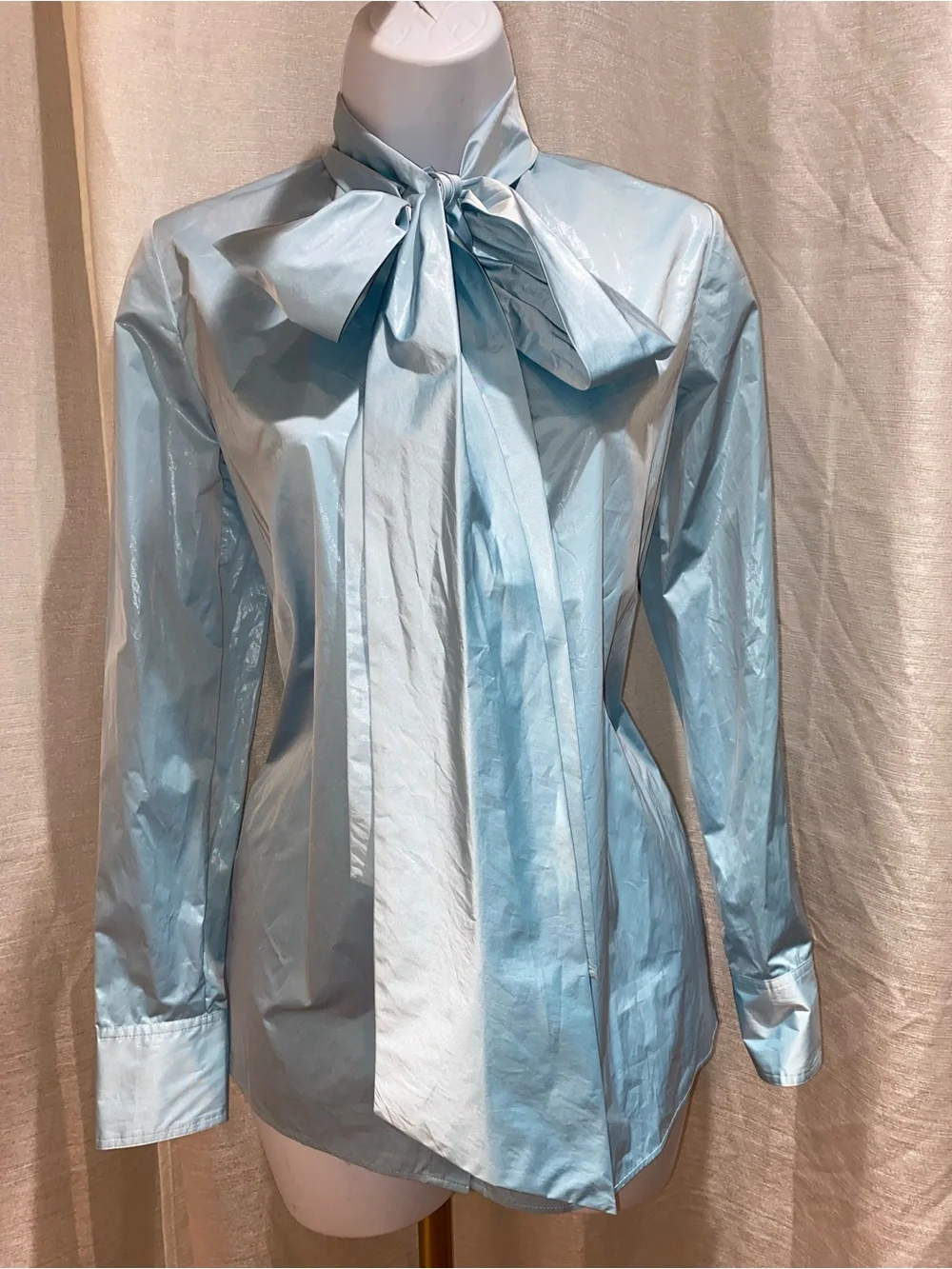 TORY BURCH  Light Blue Tie-Neck Blouse SZ 2